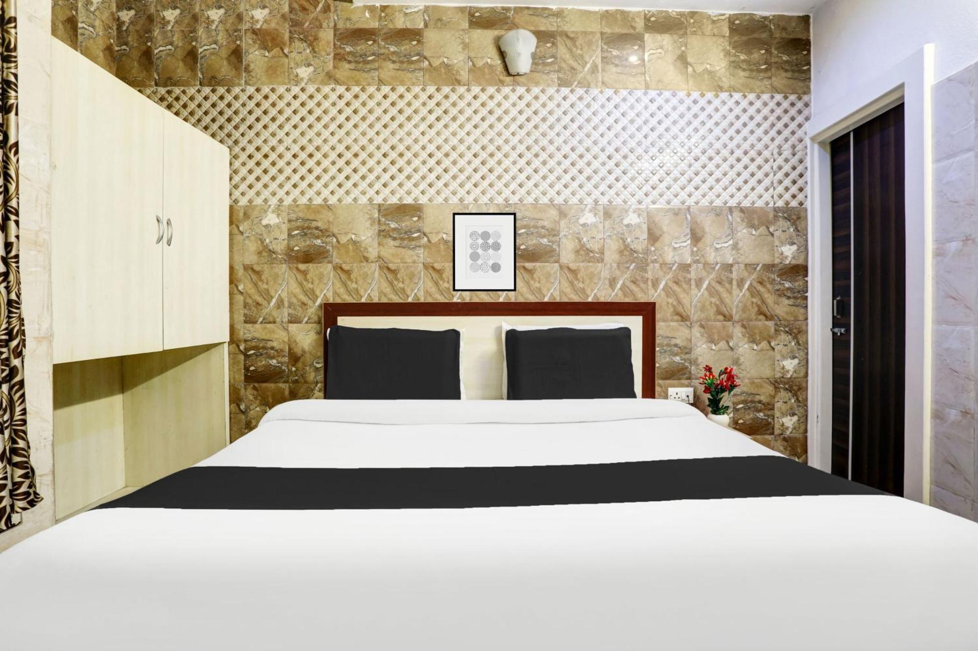 Hotel O Jammu Near Ragunath Bazaar Formerly Goodwill Esterno foto